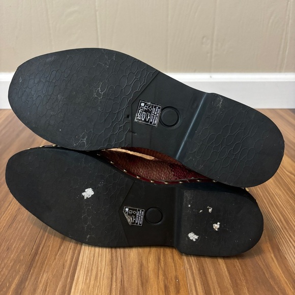 Free People Textile Atlas Chelsea Boot in Burgundy Red Kilim - Picture 10 of 13